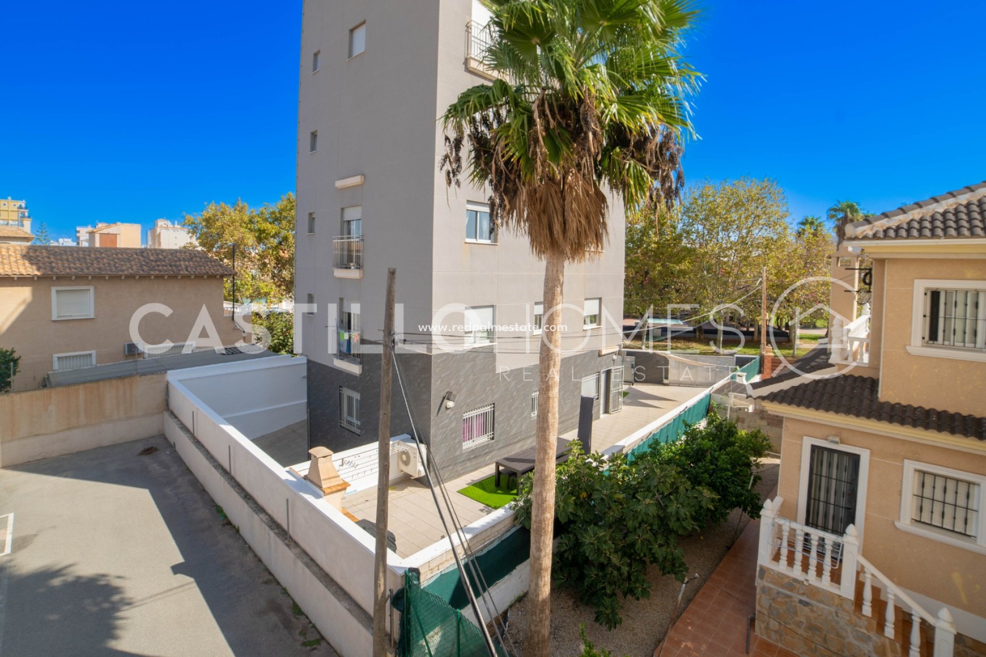 Reventa - Apartmentos -
Torrevieja - Centro