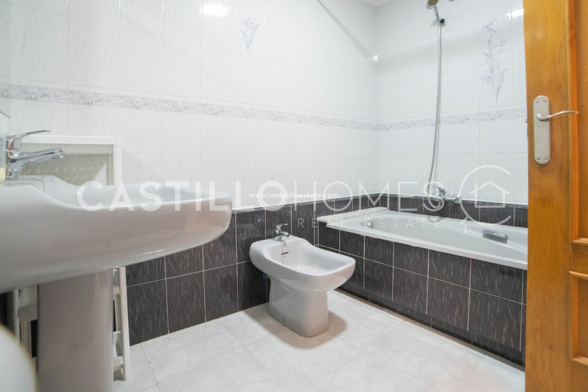 Reventa - Apartmentos -
Torrevieja - Centro
