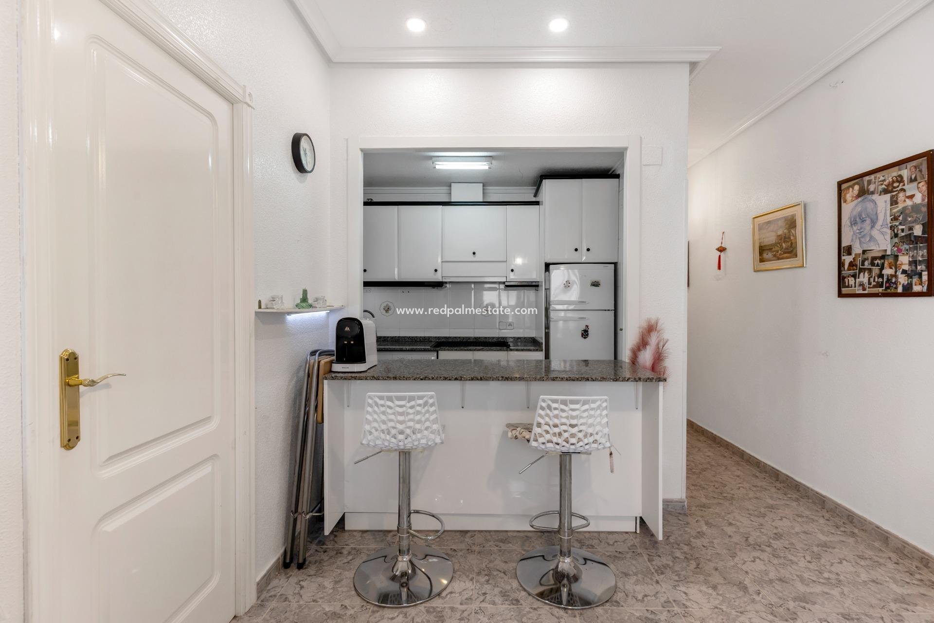 Reventa - Apartmentos -
Torrevieja - Centro