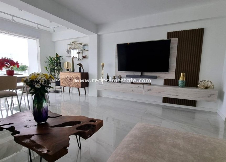 Reventa - Apartmentos -
Torrevieja - Centro