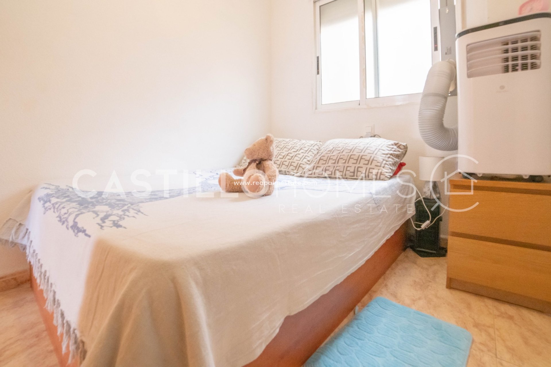 Reventa - Apartmentos -
Torrevieja - Centro