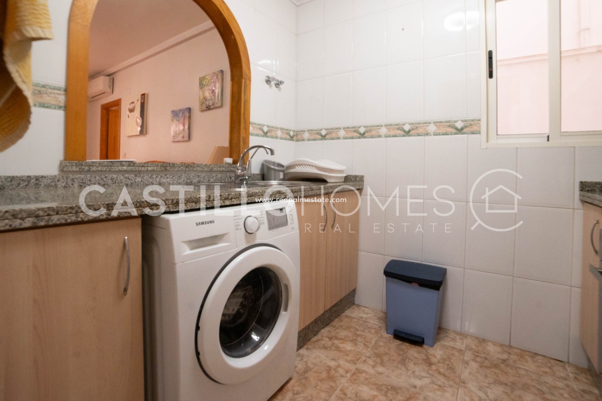 Reventa - Apartmentos -
Torrevieja - Centro