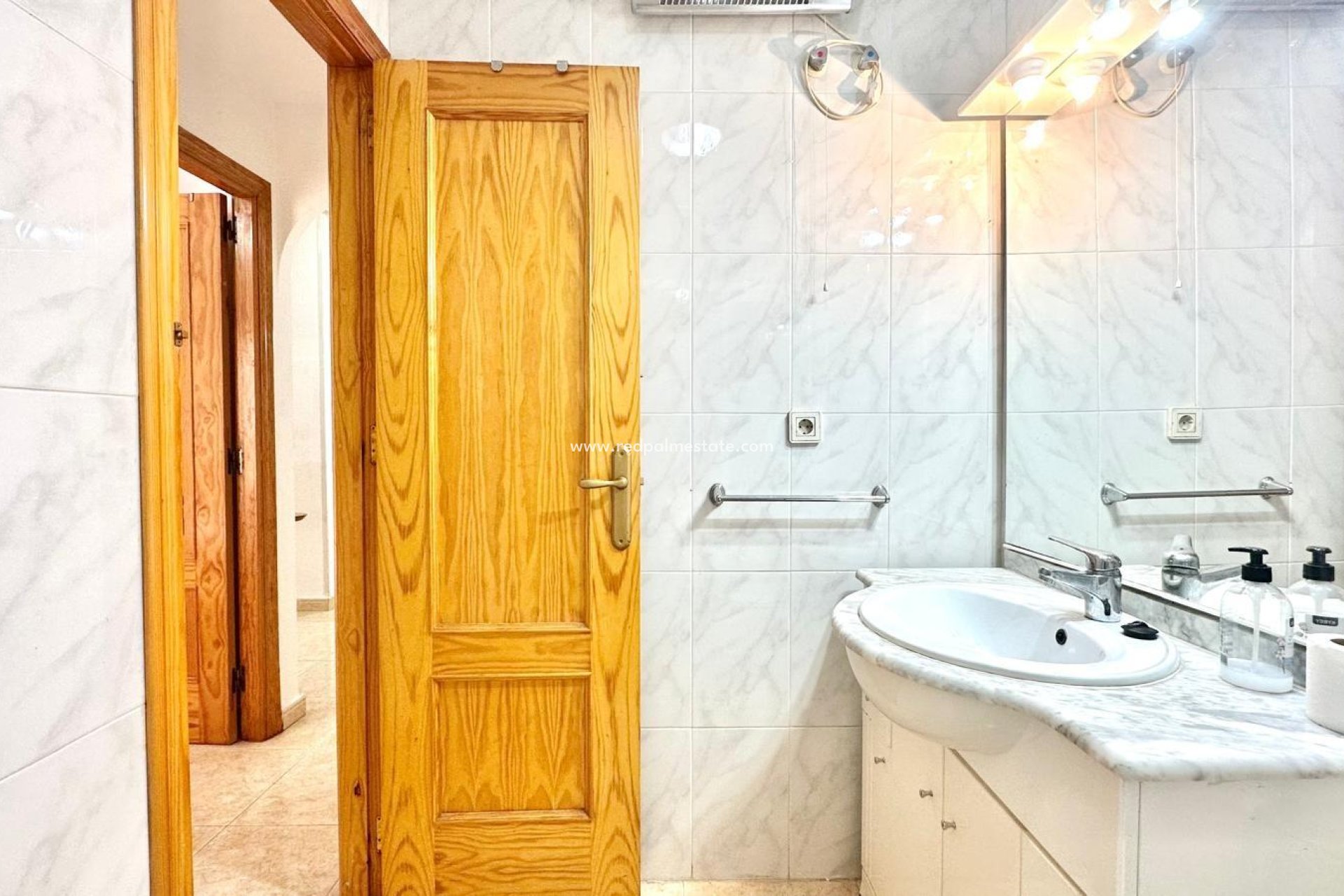 Reventa - Apartmentos -
Torrevieja - Centro