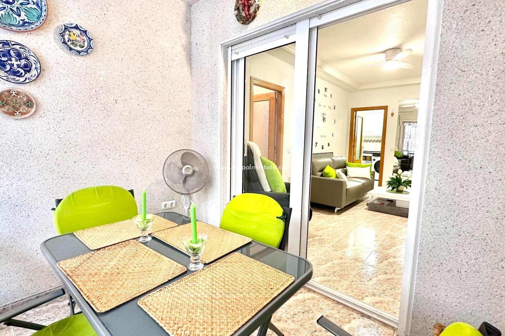 Reventa - Apartmentos -
Torrevieja - Centro
