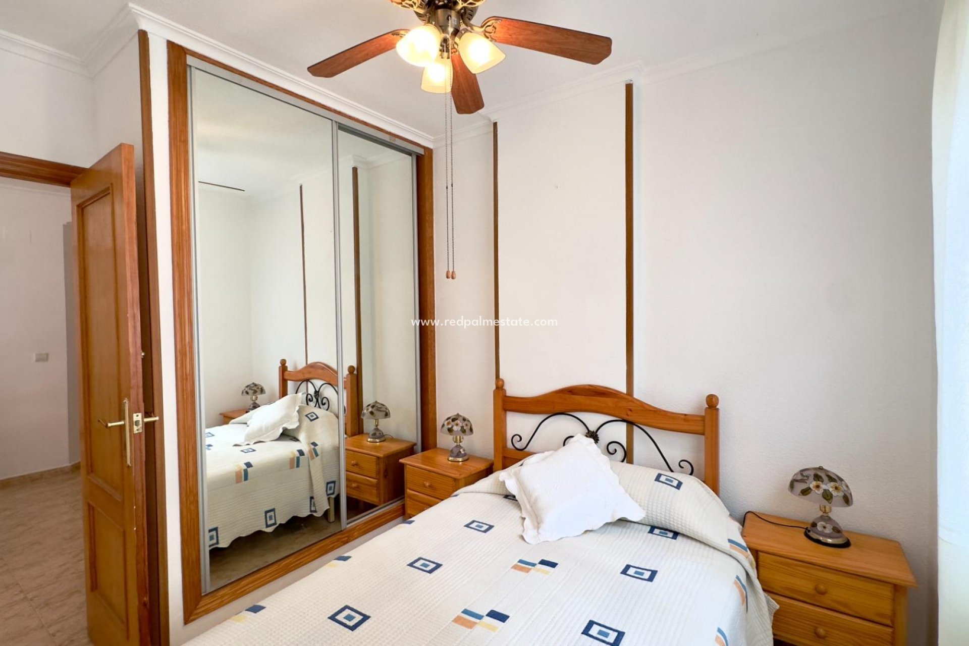 Reventa - Apartmentos -
Torrevieja - Centro