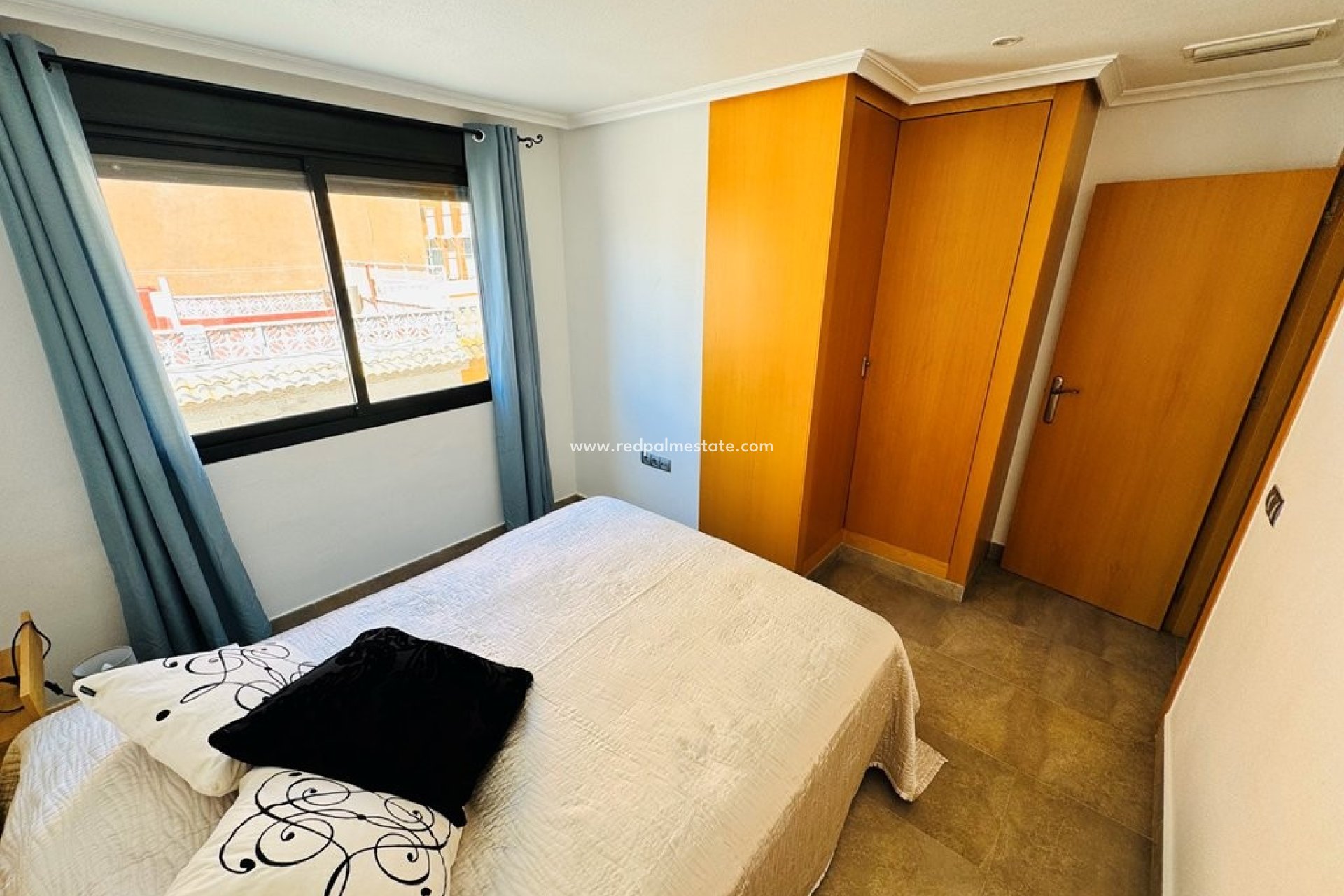 Reventa - Apartmentos -
Torrevieja - Costa Blanca