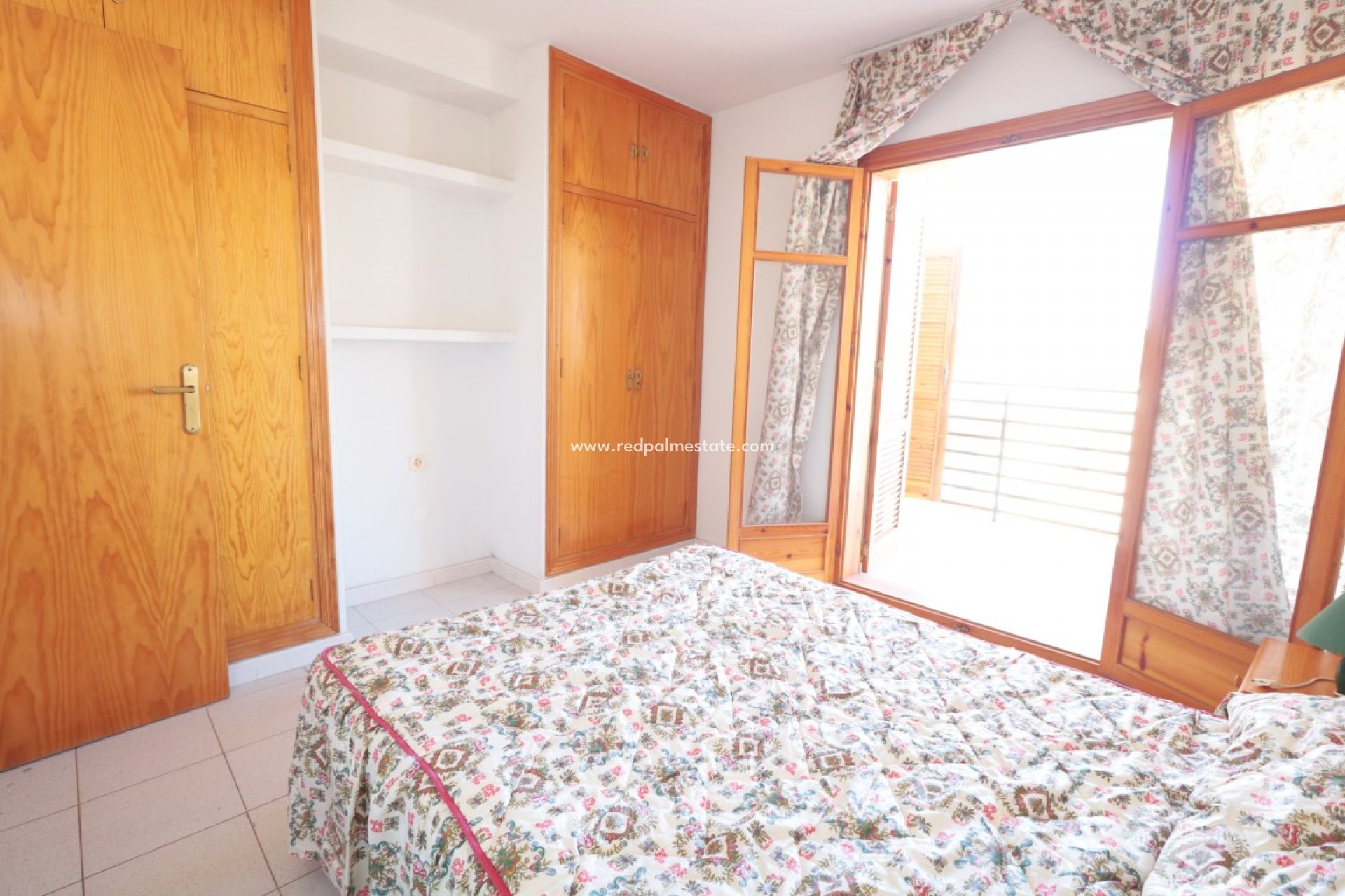 Reventa - Apartmentos -
Torrevieja - Costa Blanca