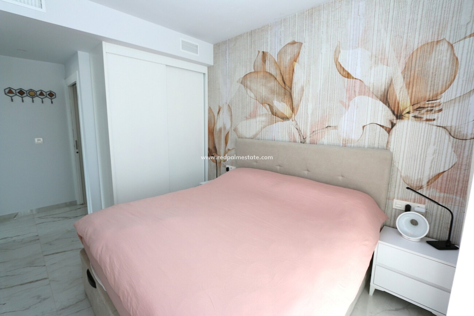 Reventa - Apartmentos -
Torrevieja - Costa Blanca