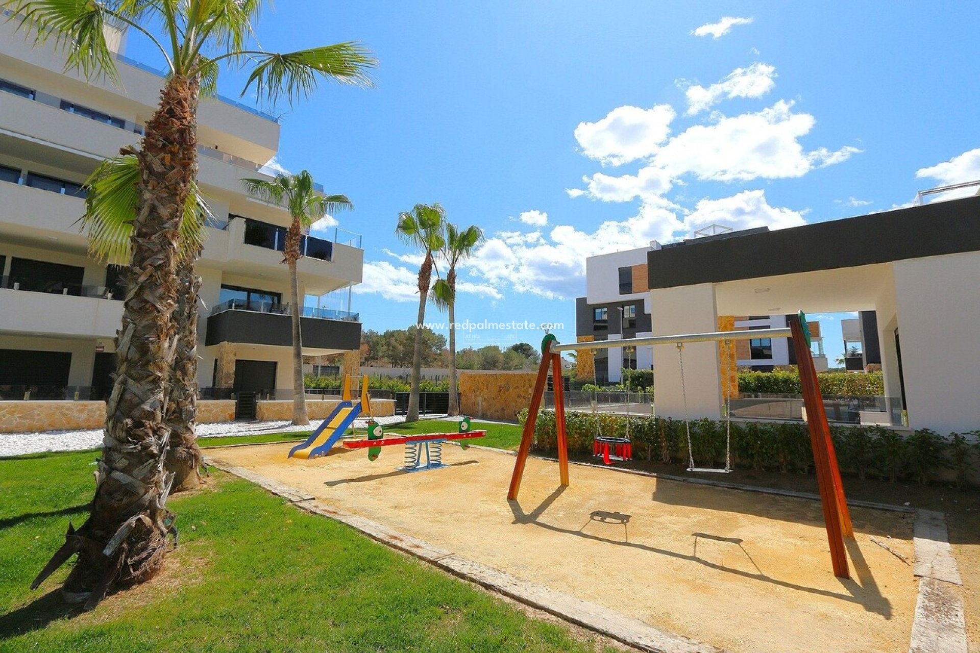 Reventa - Apartmentos -
Torrevieja - Costa Blanca