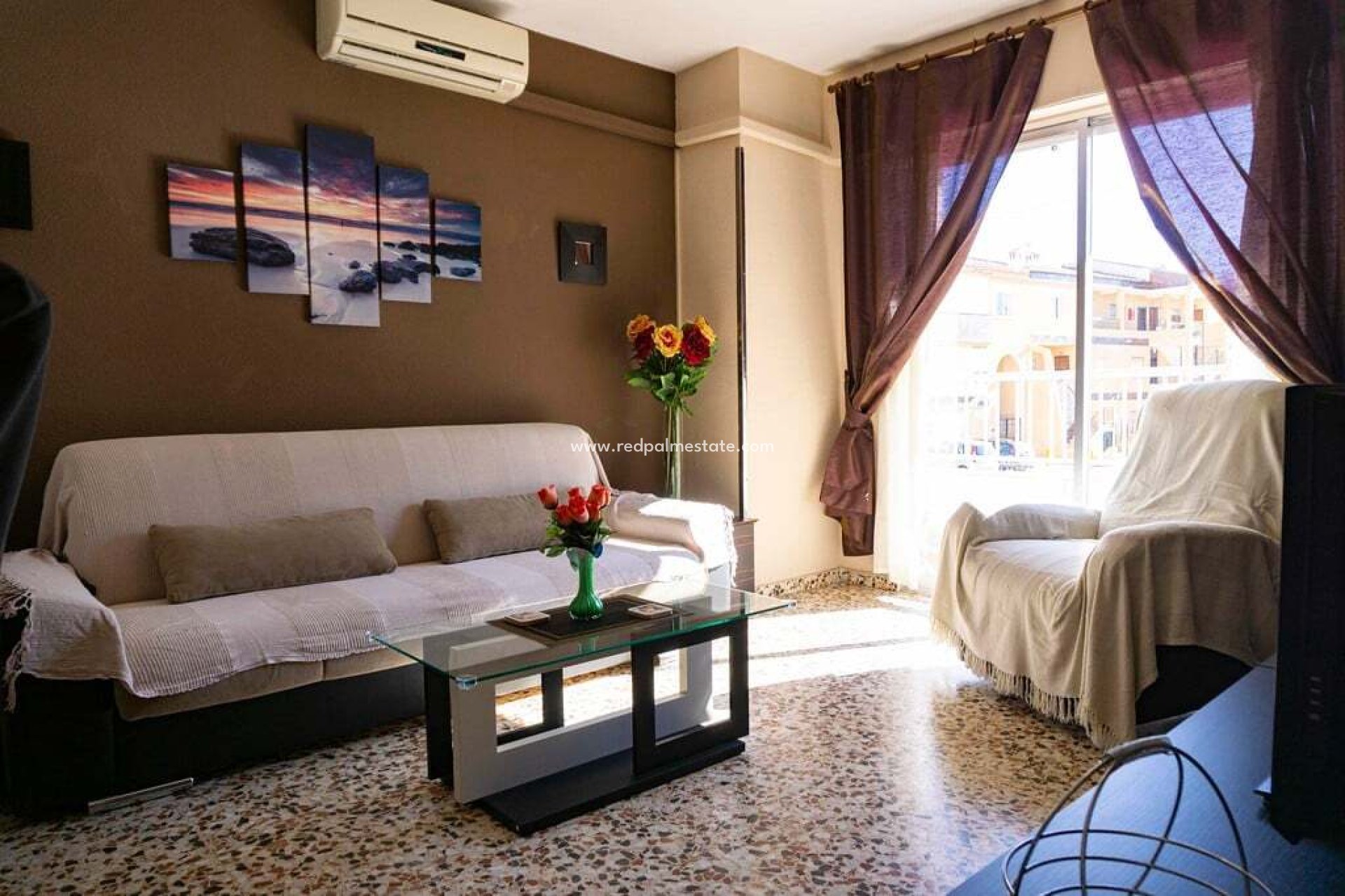 Reventa - Apartmentos -
Torrevieja - Costa Blanca