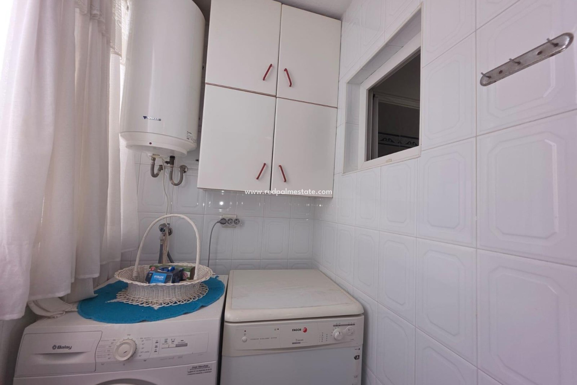 Reventa - Apartmentos -
Torrevieja - El Acequión - Los Náufragos