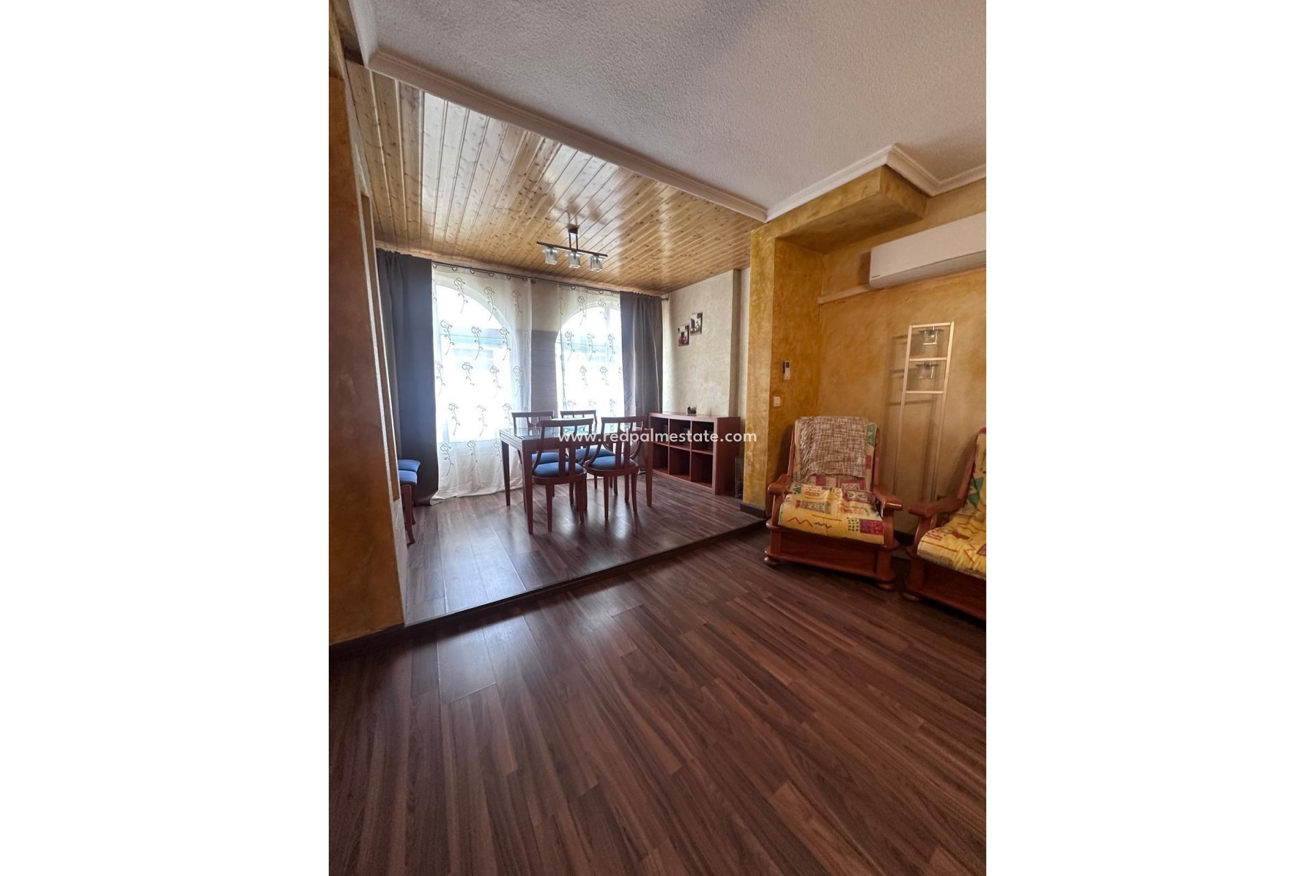 Reventa - Apartmentos -
Torrevieja - El Acequión - Los Náufragos