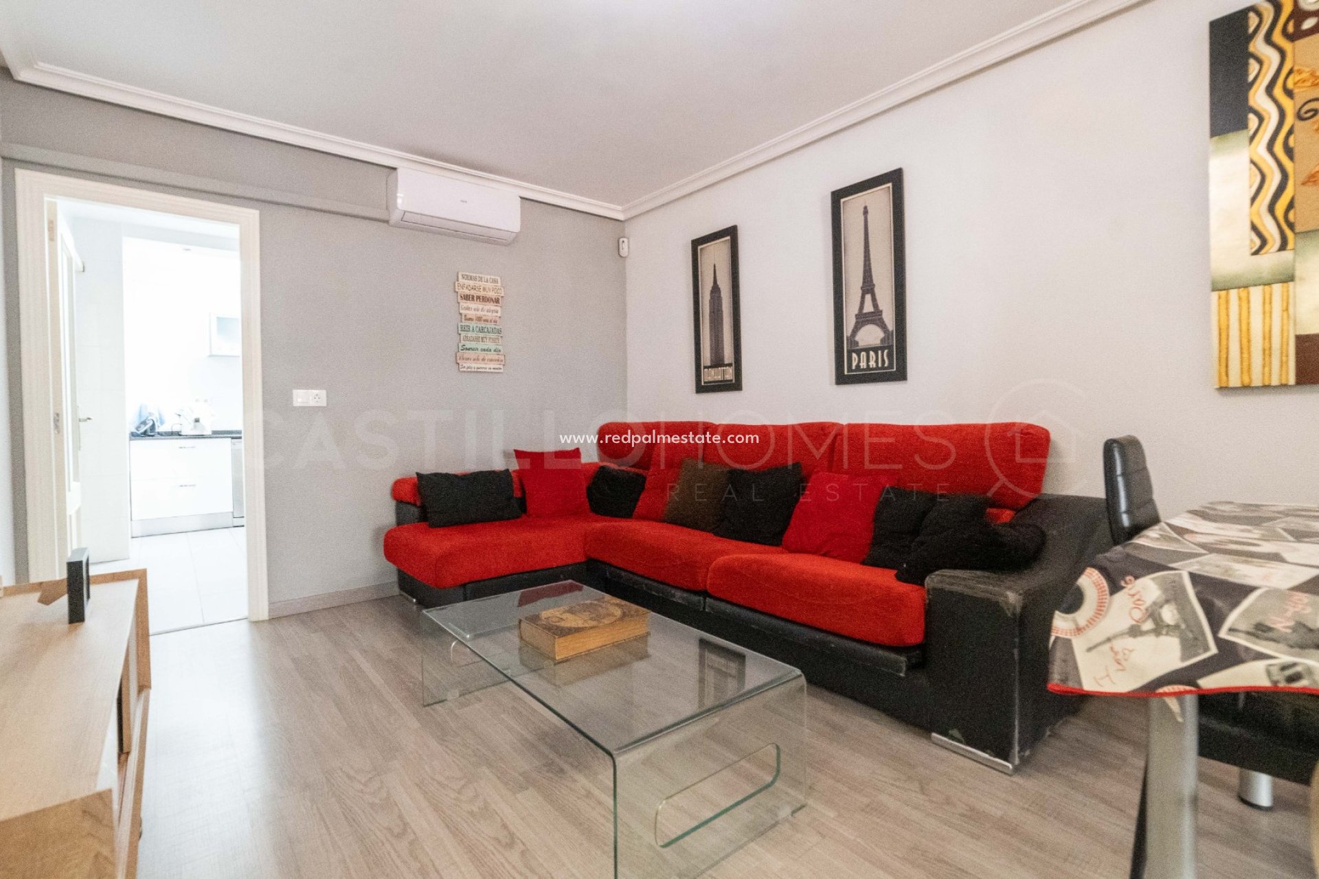 Reventa - Apartmentos -
Torrevieja - El Acequión - Los Náufragos