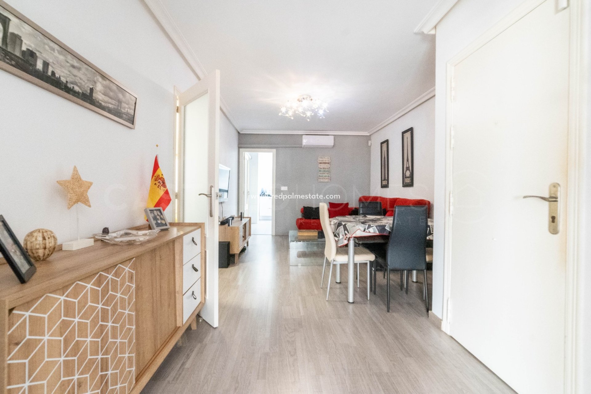 Reventa - Apartmentos -
Torrevieja - El Acequión - Los Náufragos