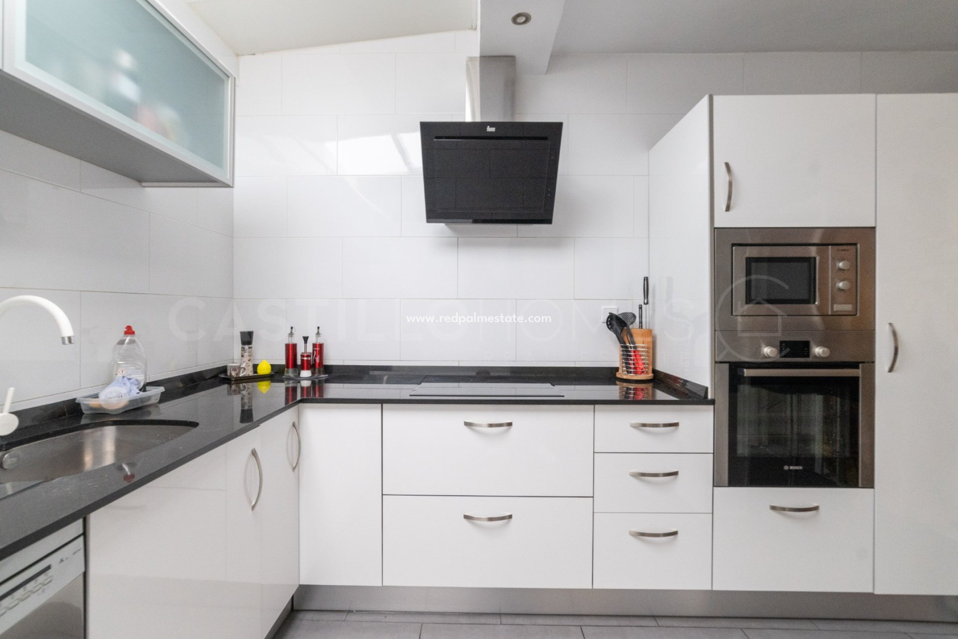 Reventa - Apartmentos -
Torrevieja - El Acequión - Los Náufragos