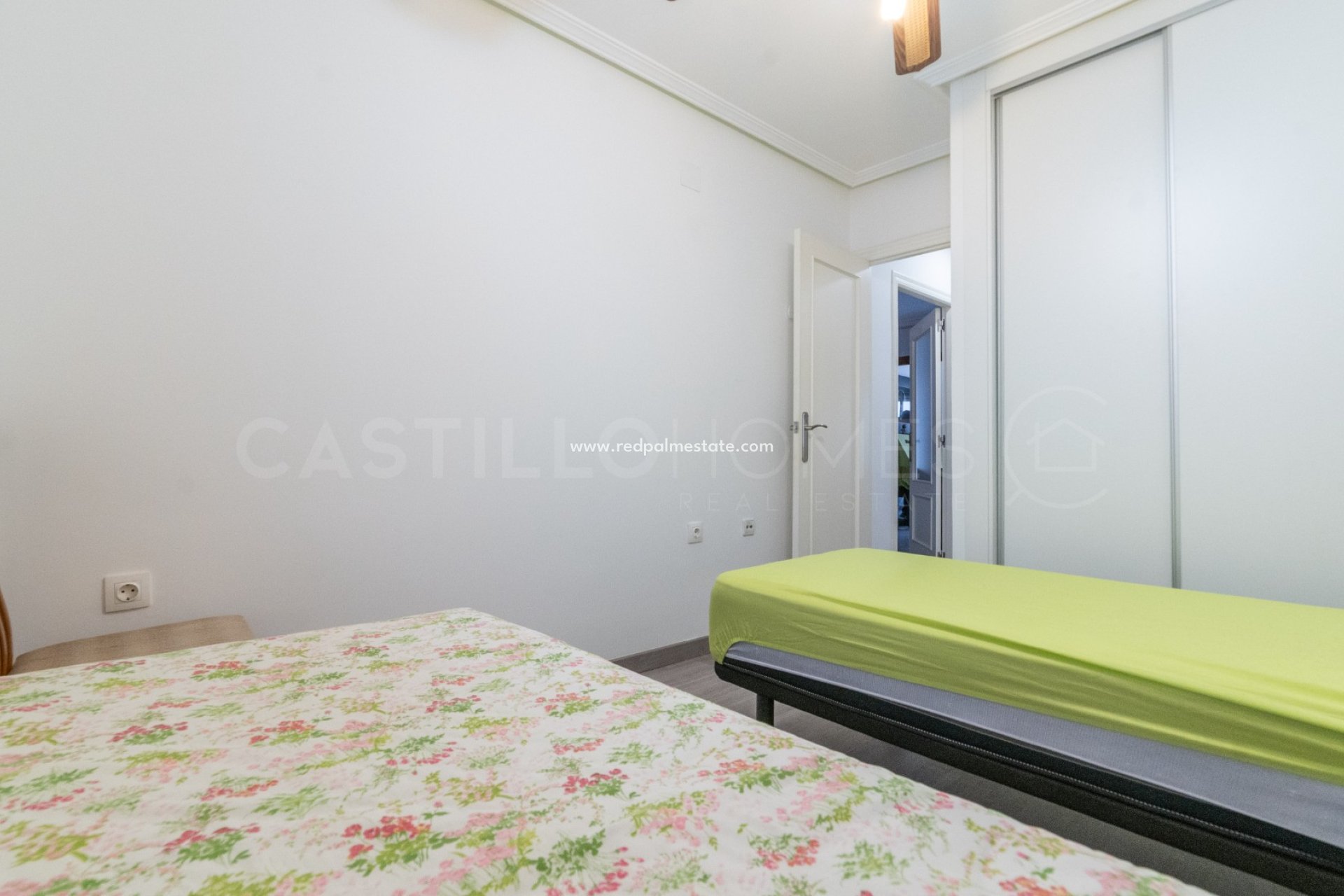 Reventa - Apartmentos -
Torrevieja - El Acequión - Los Náufragos