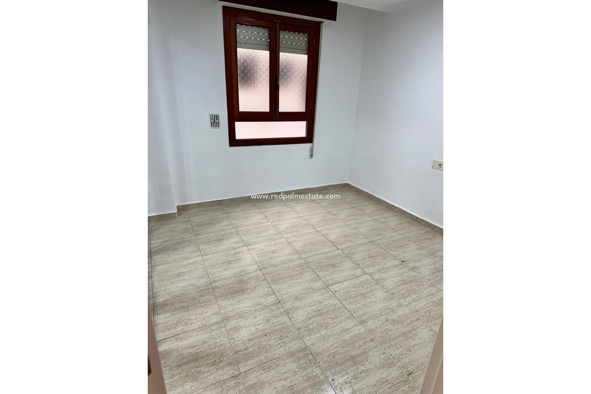 Reventa - Apartmentos -
Torrevieja - El Acequión - Los Náufragos