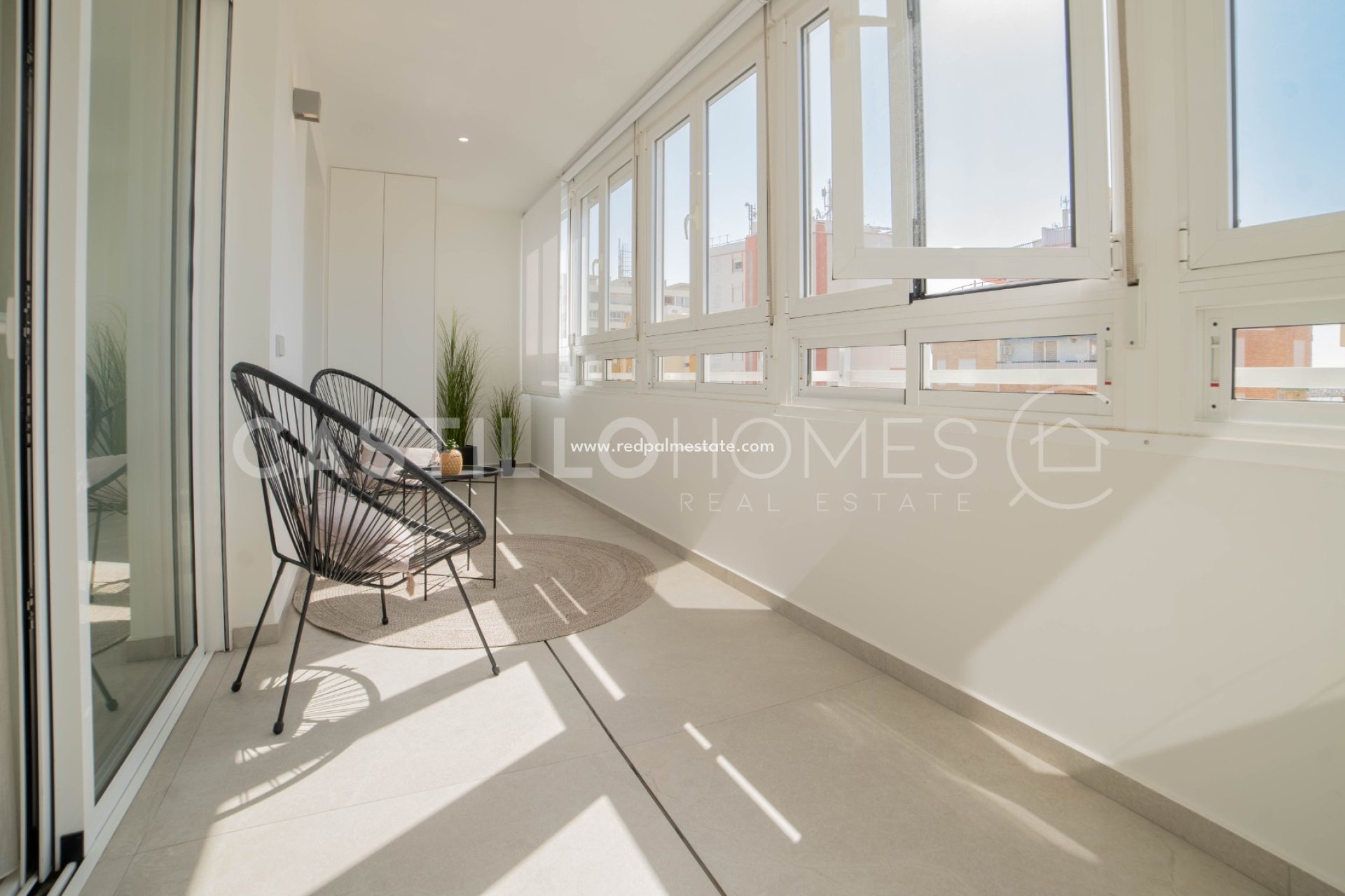 Reventa - Apartmentos -
Torrevieja - El Acequión - Los Náufragos