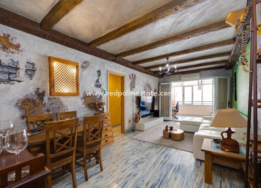 Reventa - Apartmentos -
Torrevieja - El Acequión - Los Náufragos