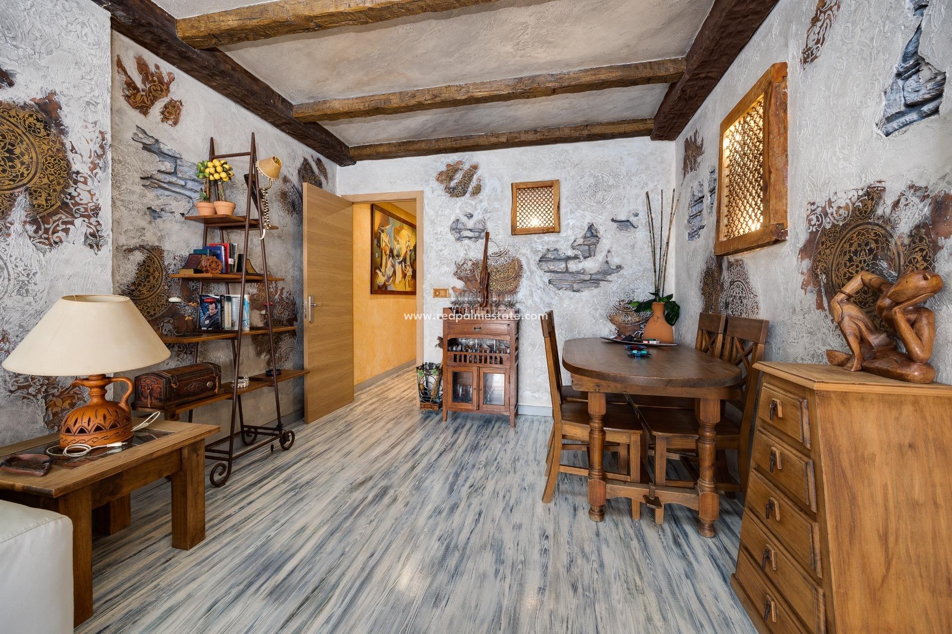 Reventa - Apartmentos -
Torrevieja - El Acequión - Los Náufragos