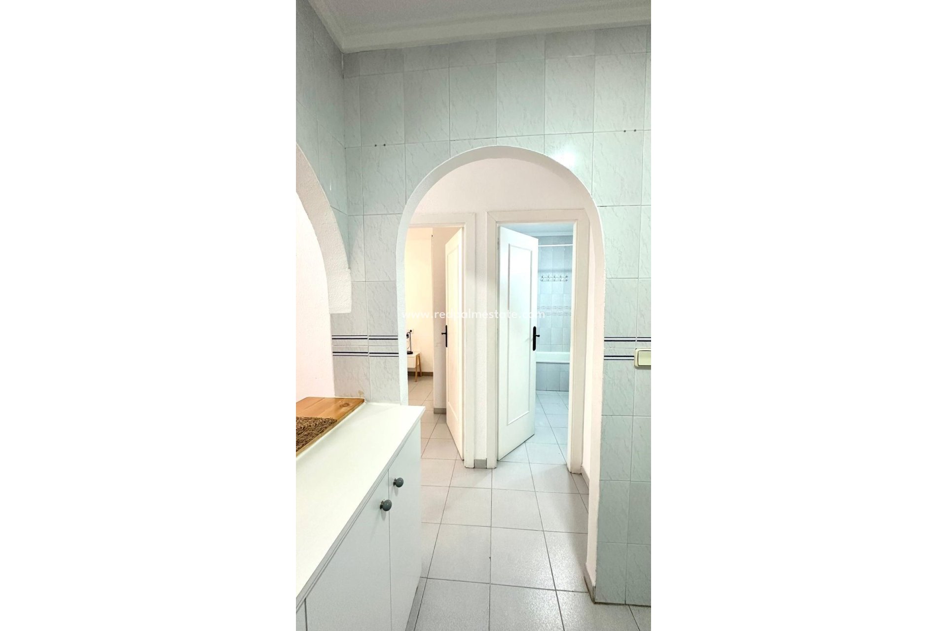 Reventa - Apartmentos -
Torrevieja - El Acequión - Los Náufragos