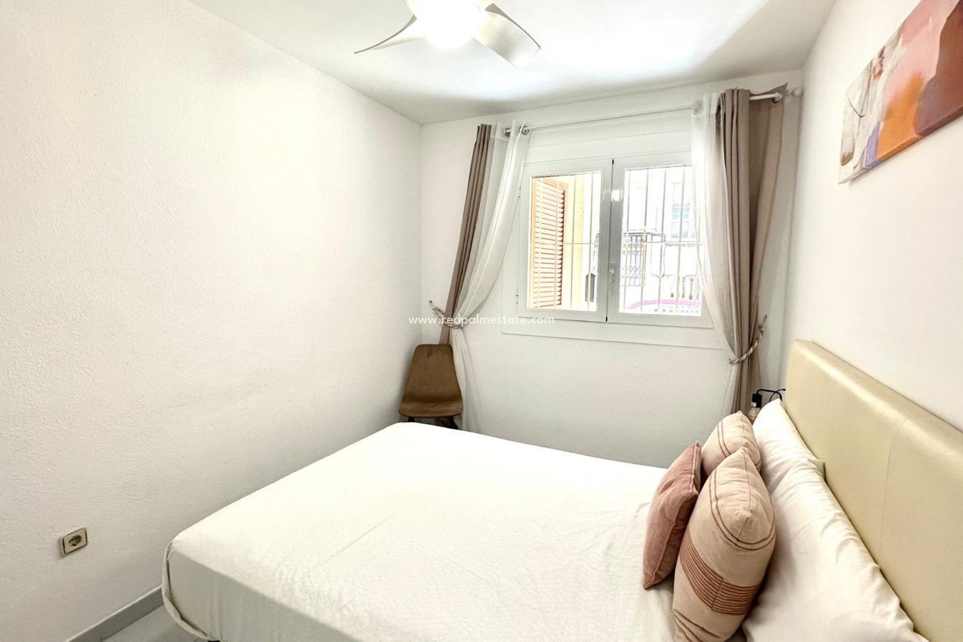 Reventa - Apartmentos -
Torrevieja - El Acequión - Los Náufragos