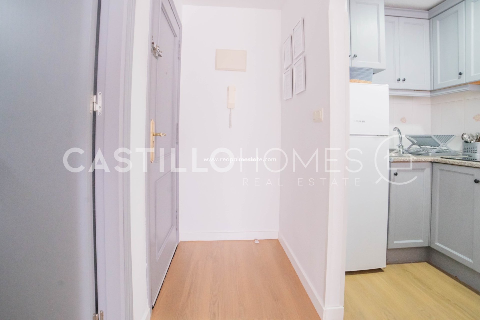 Reventa - Apartmentos -
Torrevieja - El Acequión - Los Náufragos