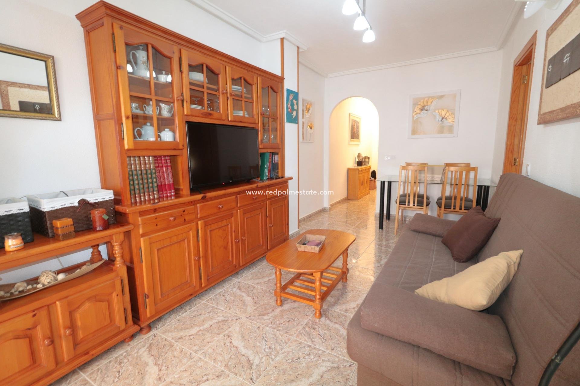 Reventa - Apartmentos -
Torrevieja - El Acequión - Los Náufragos