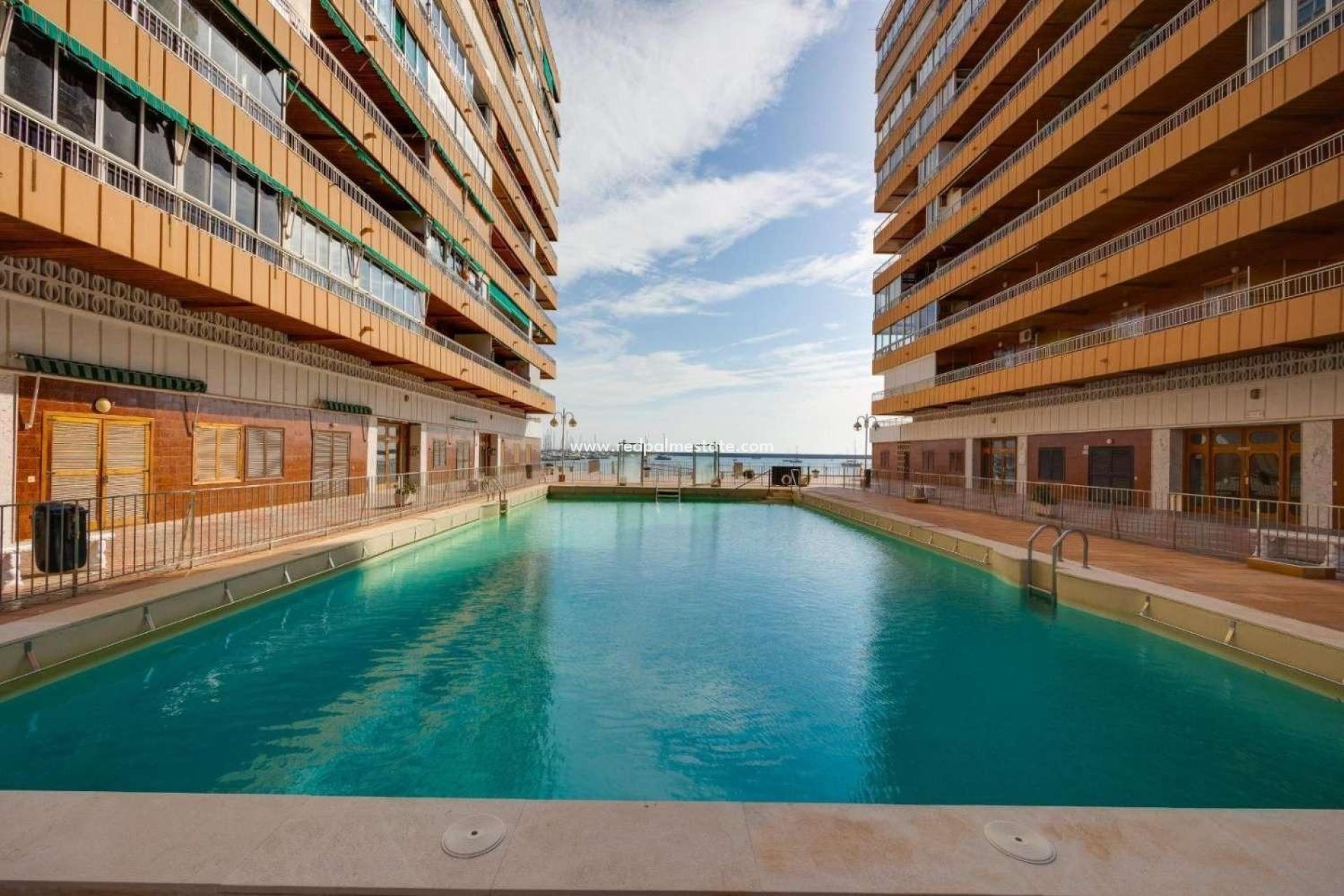Reventa - Apartmentos -
Torrevieja - El Acequión - Los Náufragos