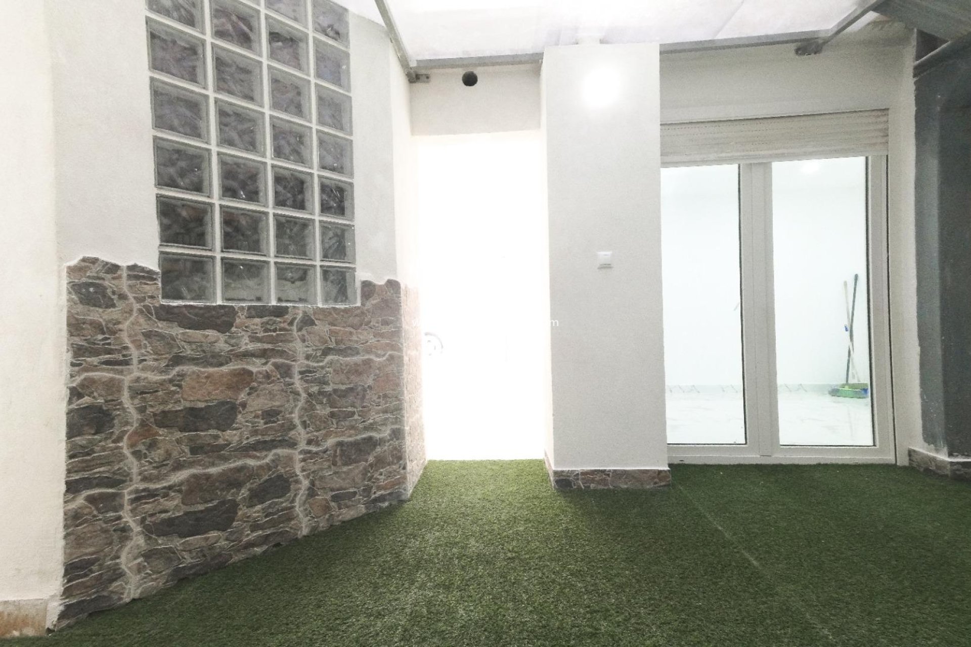 Reventa - Apartmentos -
Torrevieja - El Acequión - Los Náufragos