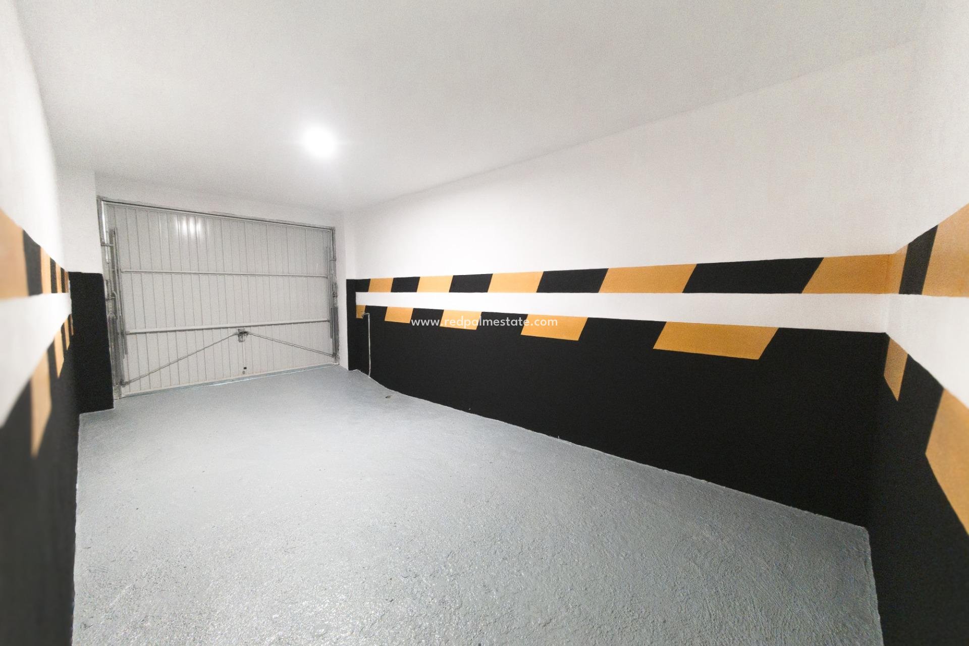 Reventa - Apartmentos -
Torrevieja - El Acequión - Los Náufragos