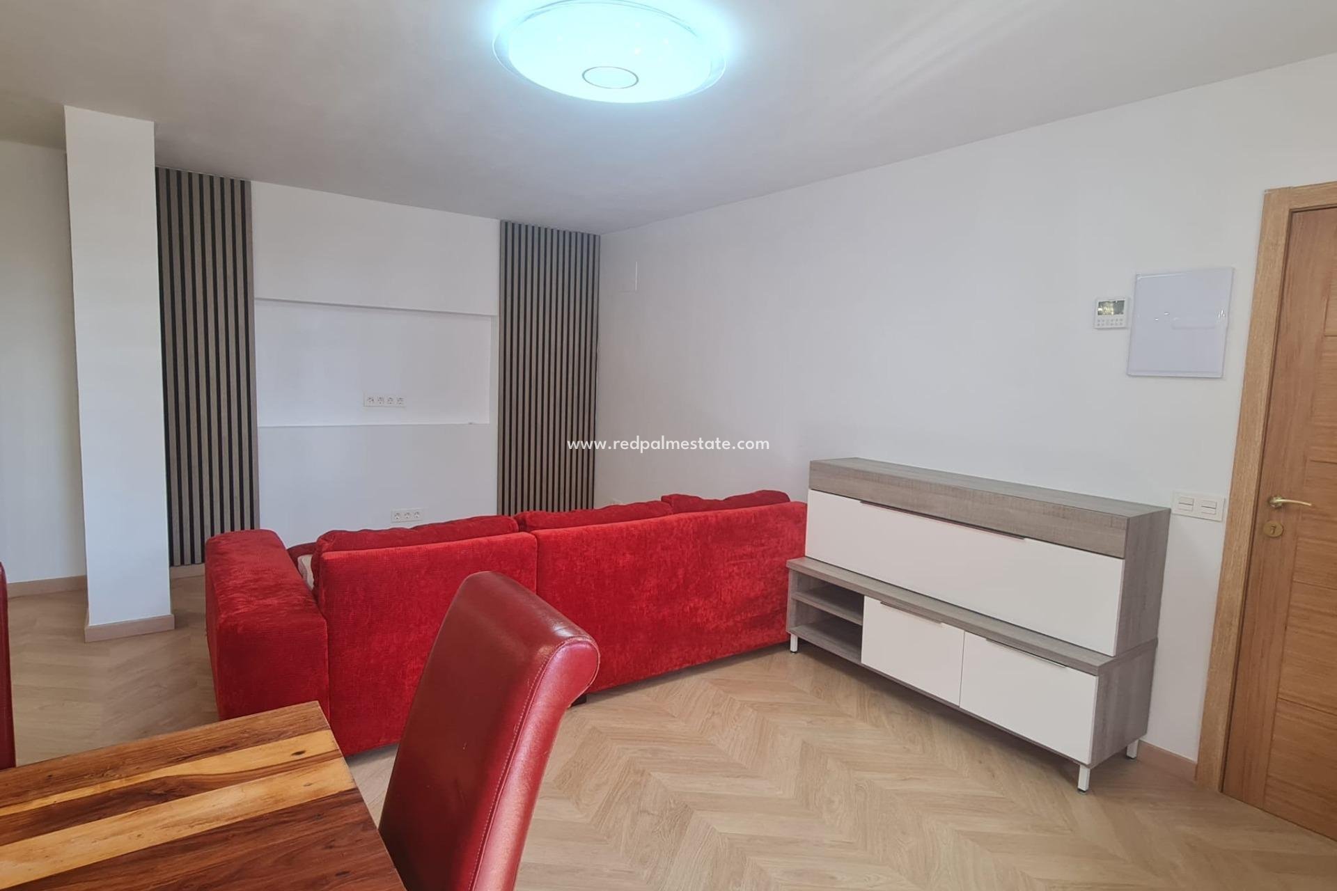 Reventa - Apartmentos -
Torrevieja - El Acequión - Los Náufragos