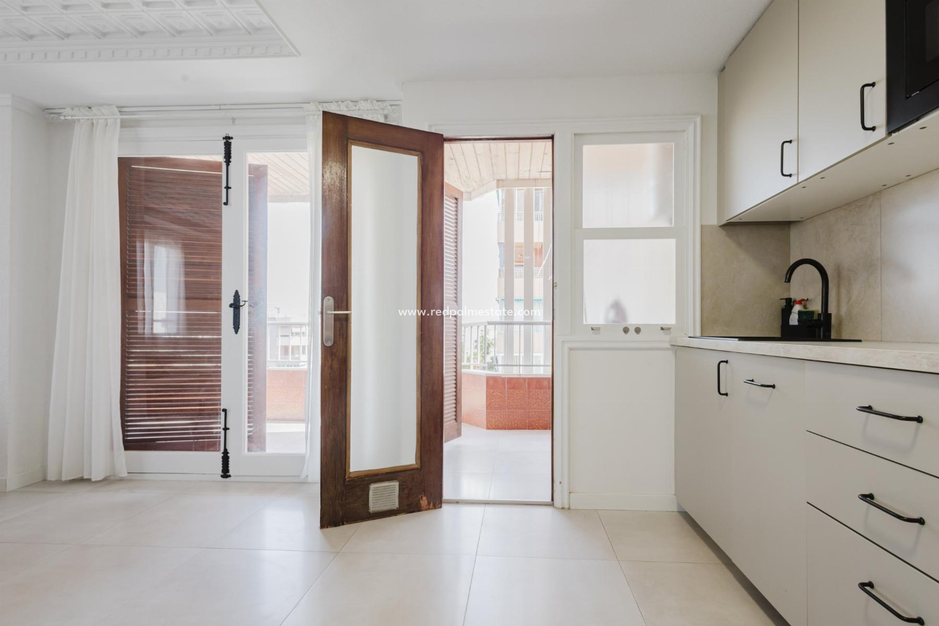 Reventa - Apartmentos -
Torrevieja - El Acequión - Los Náufragos