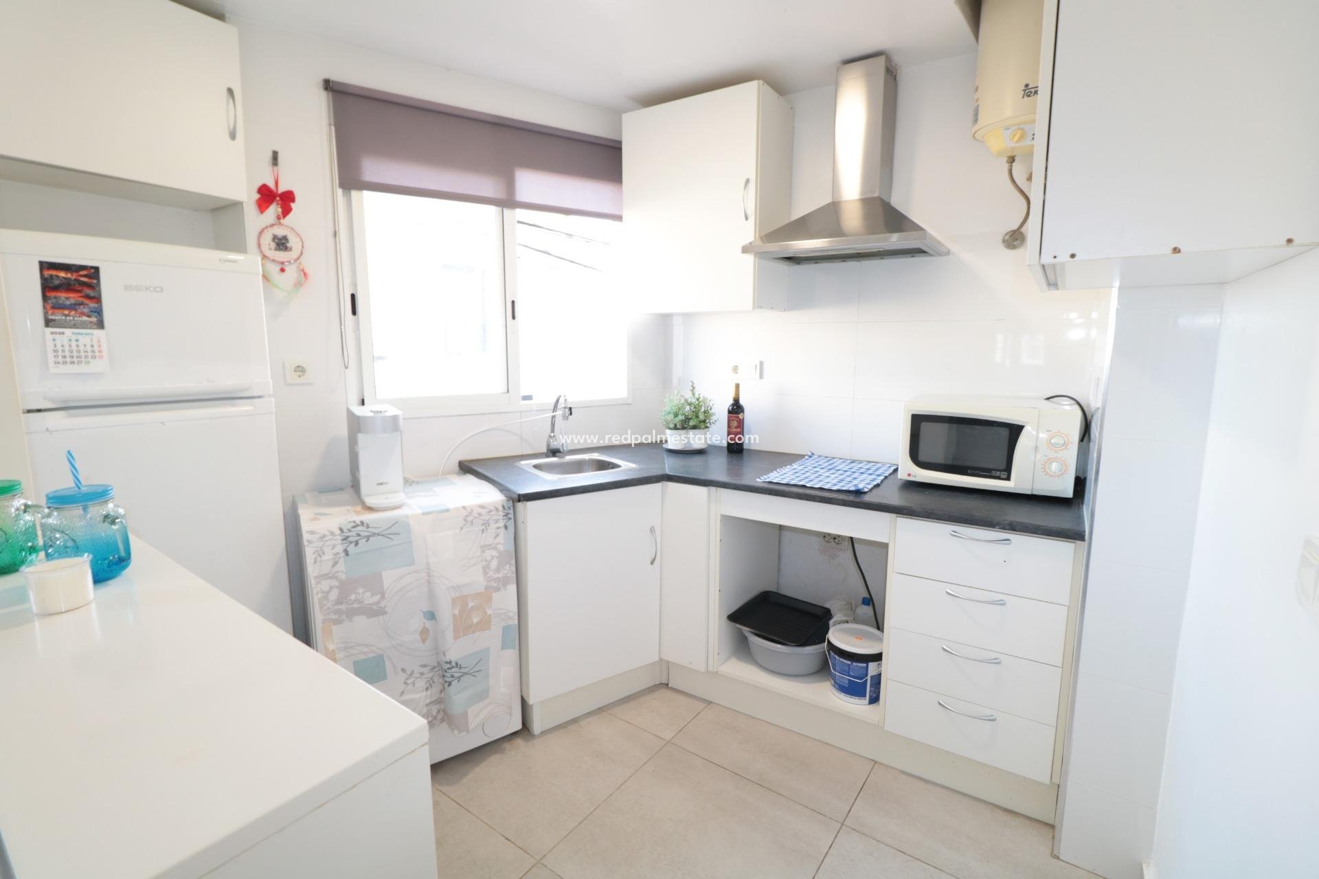 Reventa - Apartmentos -
Torrevieja - El Acequión - Los Náufragos