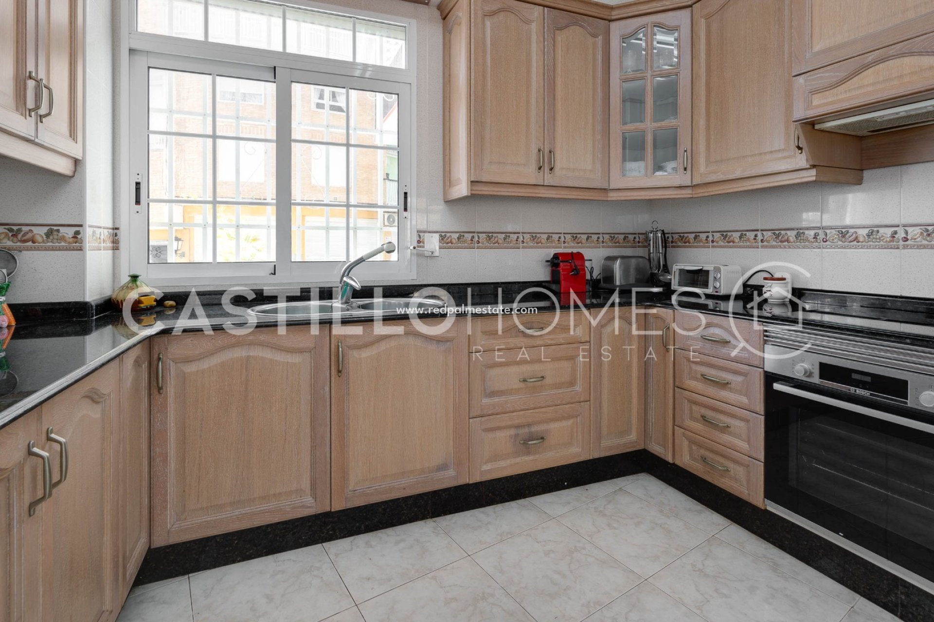 Reventa - Apartmentos -
Torrevieja - El Acequión - Los Náufragos