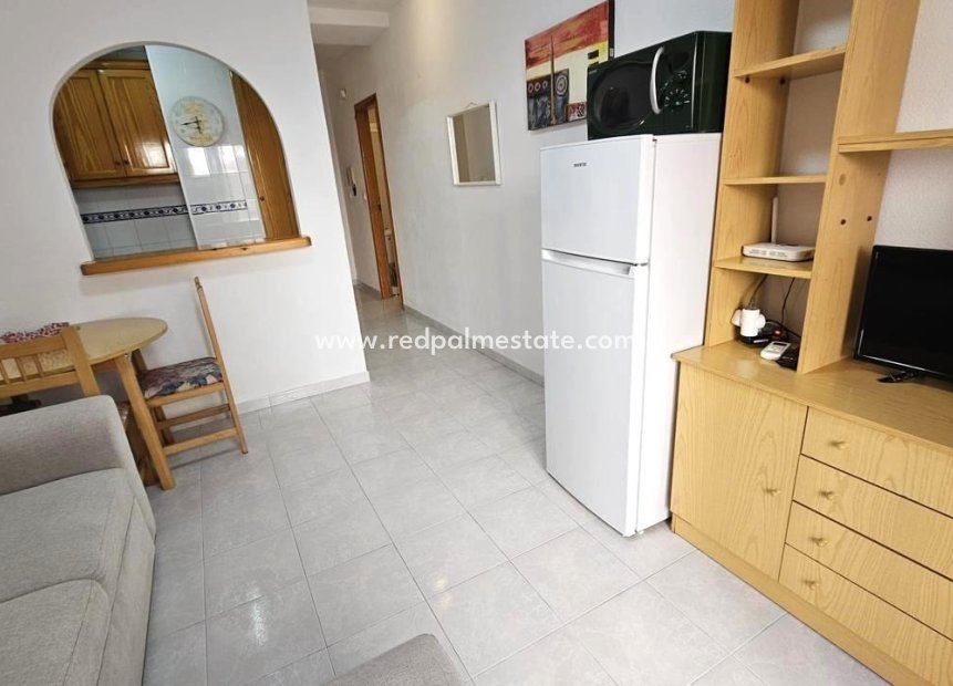 Reventa - Apartmentos -
Torrevieja - El Acequión - Los Náufragos