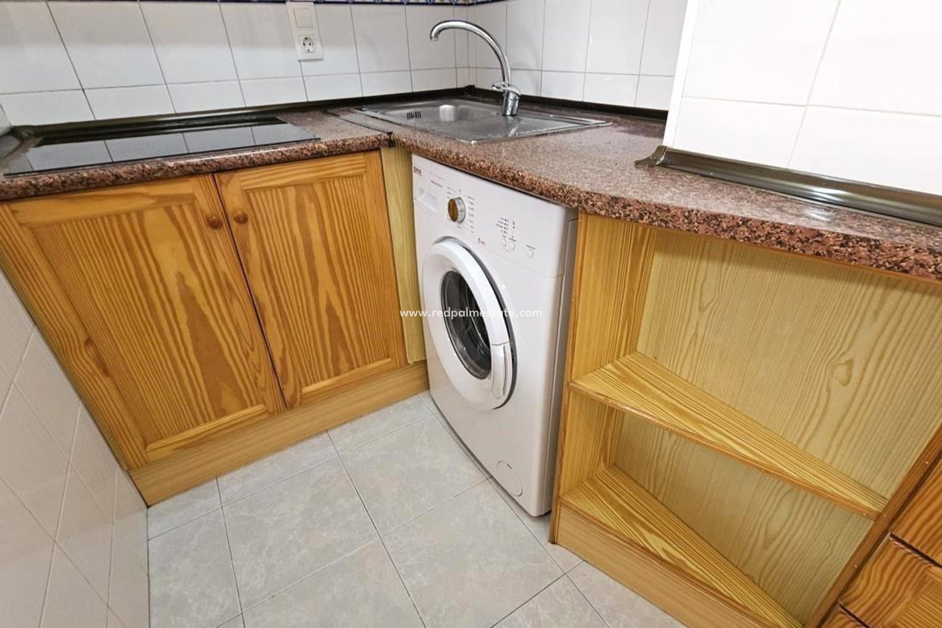 Reventa - Apartmentos -
Torrevieja - El Acequión - Los Náufragos