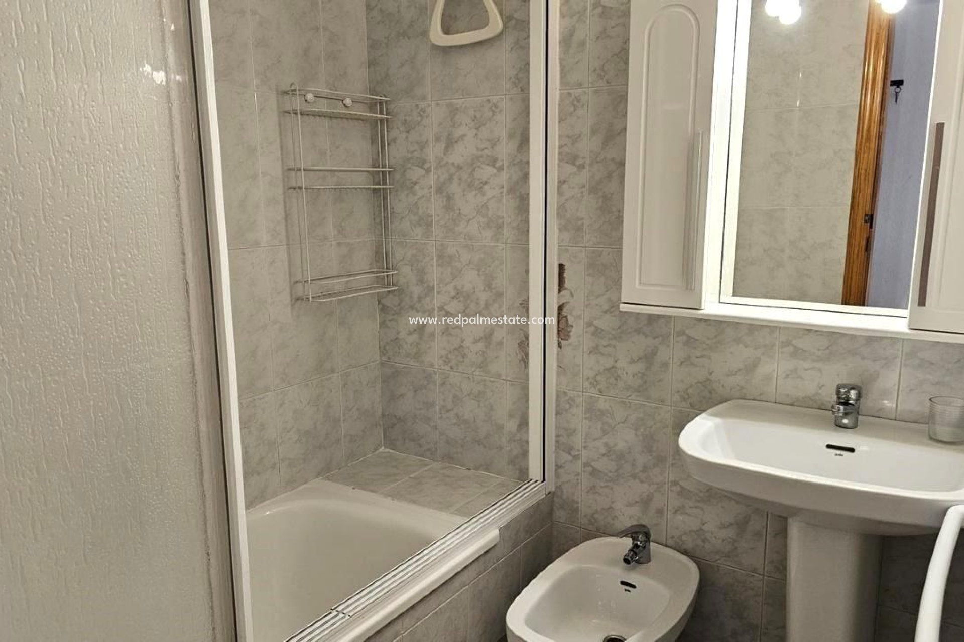 Reventa - Apartmentos -
Torrevieja - El Acequión - Los Náufragos