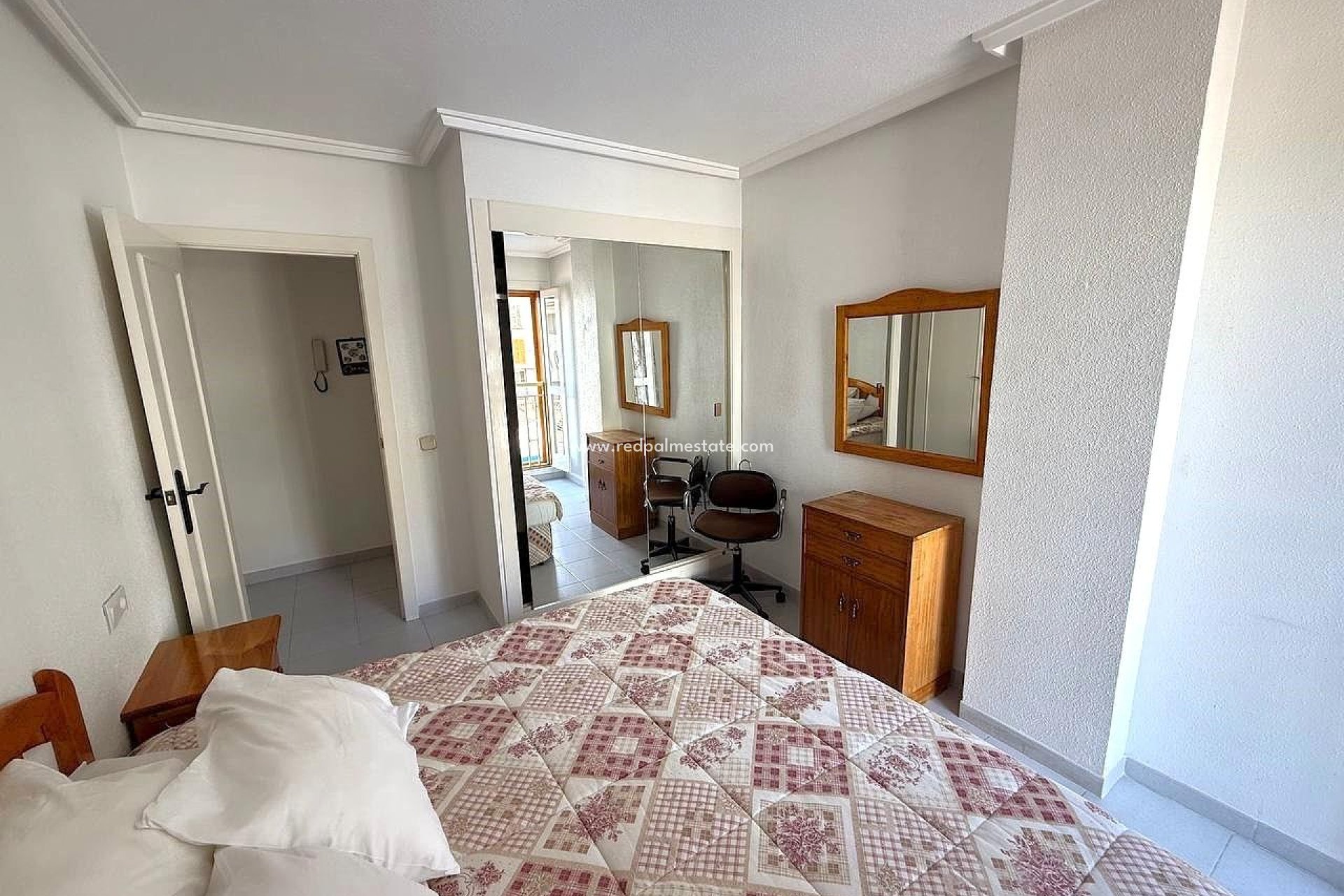 Reventa - Apartmentos -
Torrevieja - El Acequión - Los Náufragos