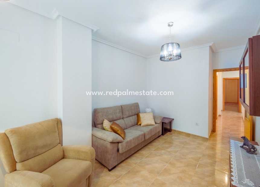 Reventa - Apartmentos -
Torrevieja - El Acequión - Los Náufragos