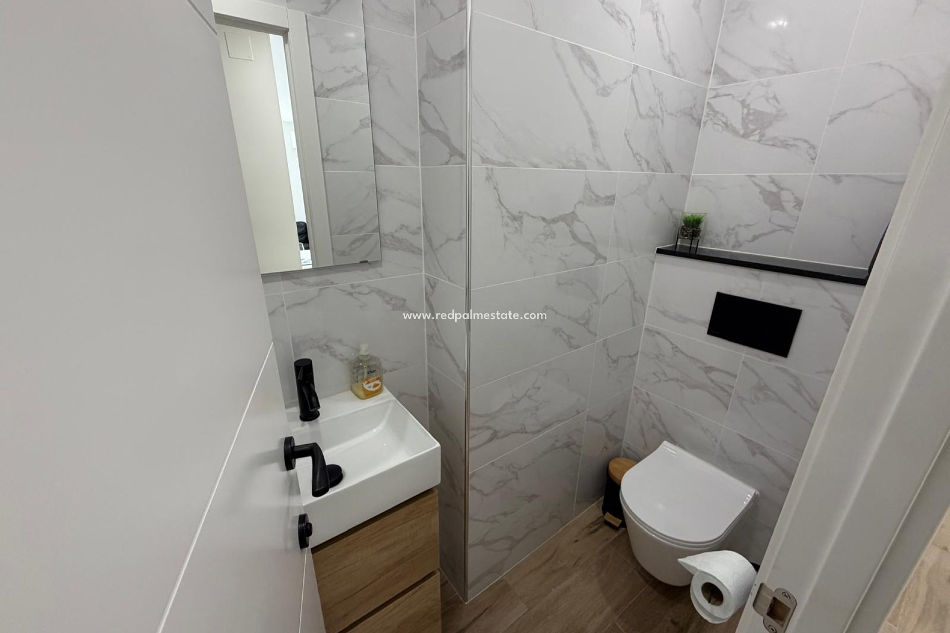 Reventa - Apartmentos -
Torrevieja - El Acequión - Los Náufragos