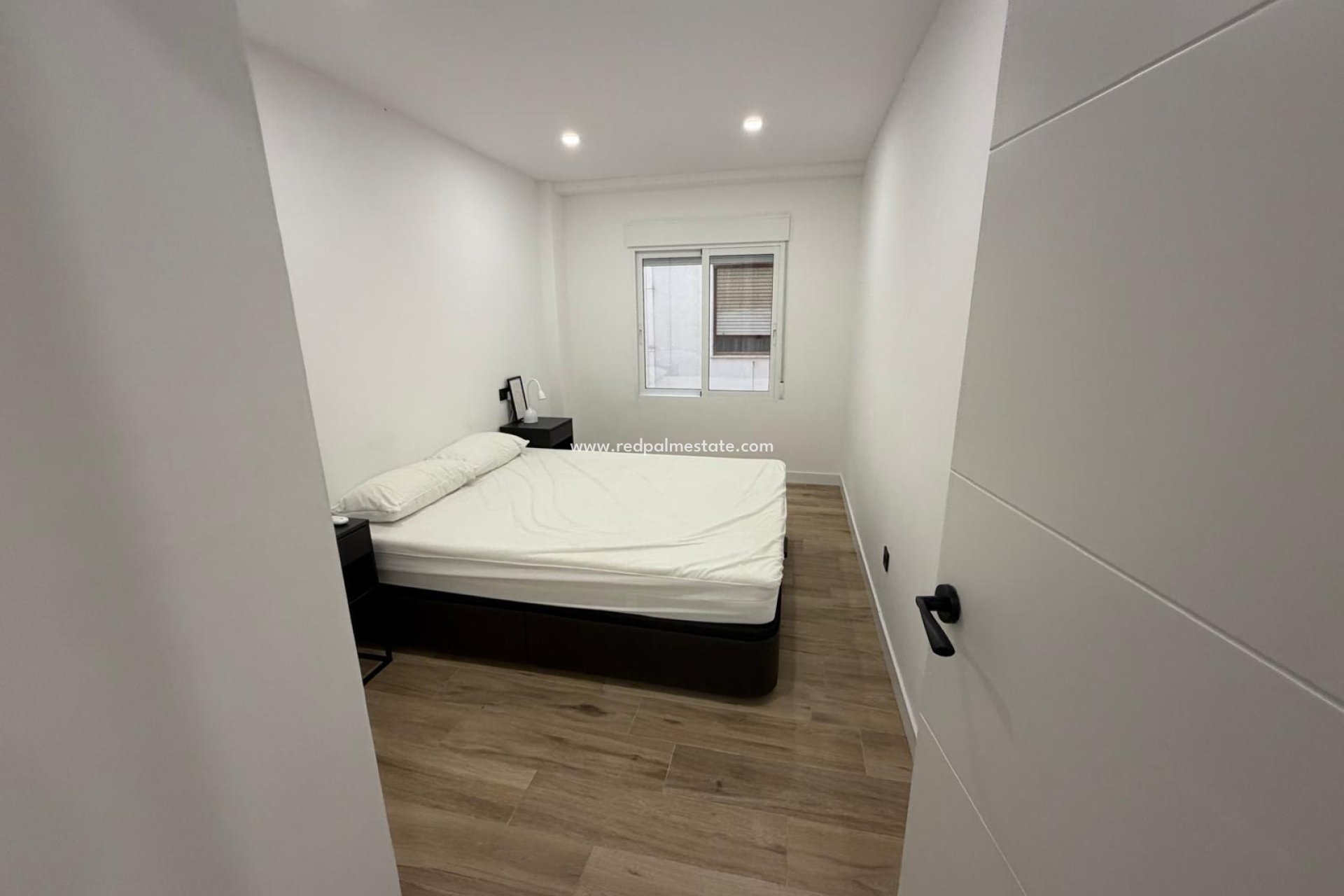 Reventa - Apartmentos -
Torrevieja - El Acequión - Los Náufragos