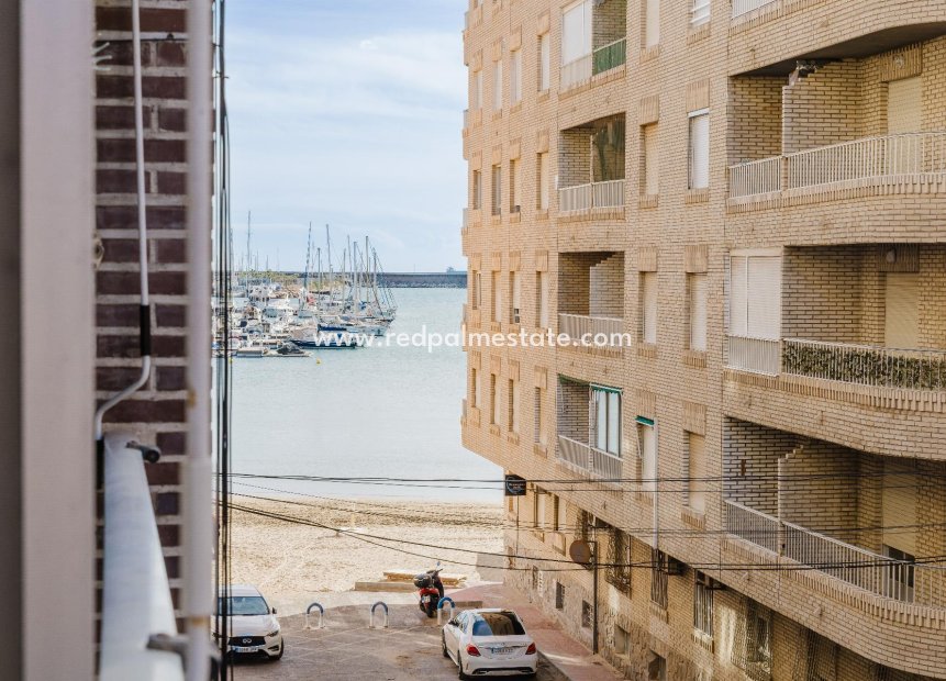 Reventa - Apartmentos -
Torrevieja - El Acequión - Los Náufragos