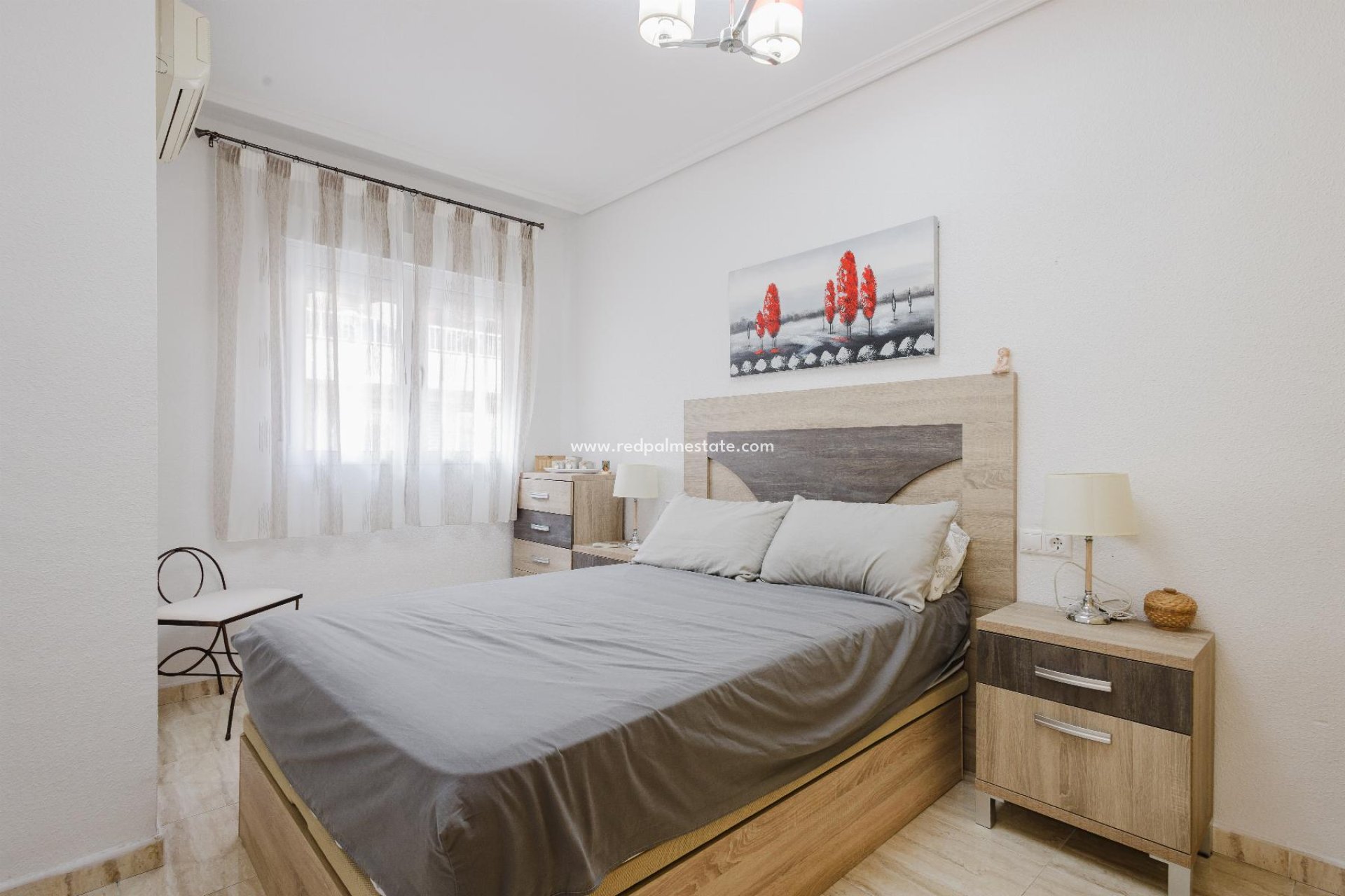 Reventa - Apartmentos -
Torrevieja - El Acequión - Los Náufragos