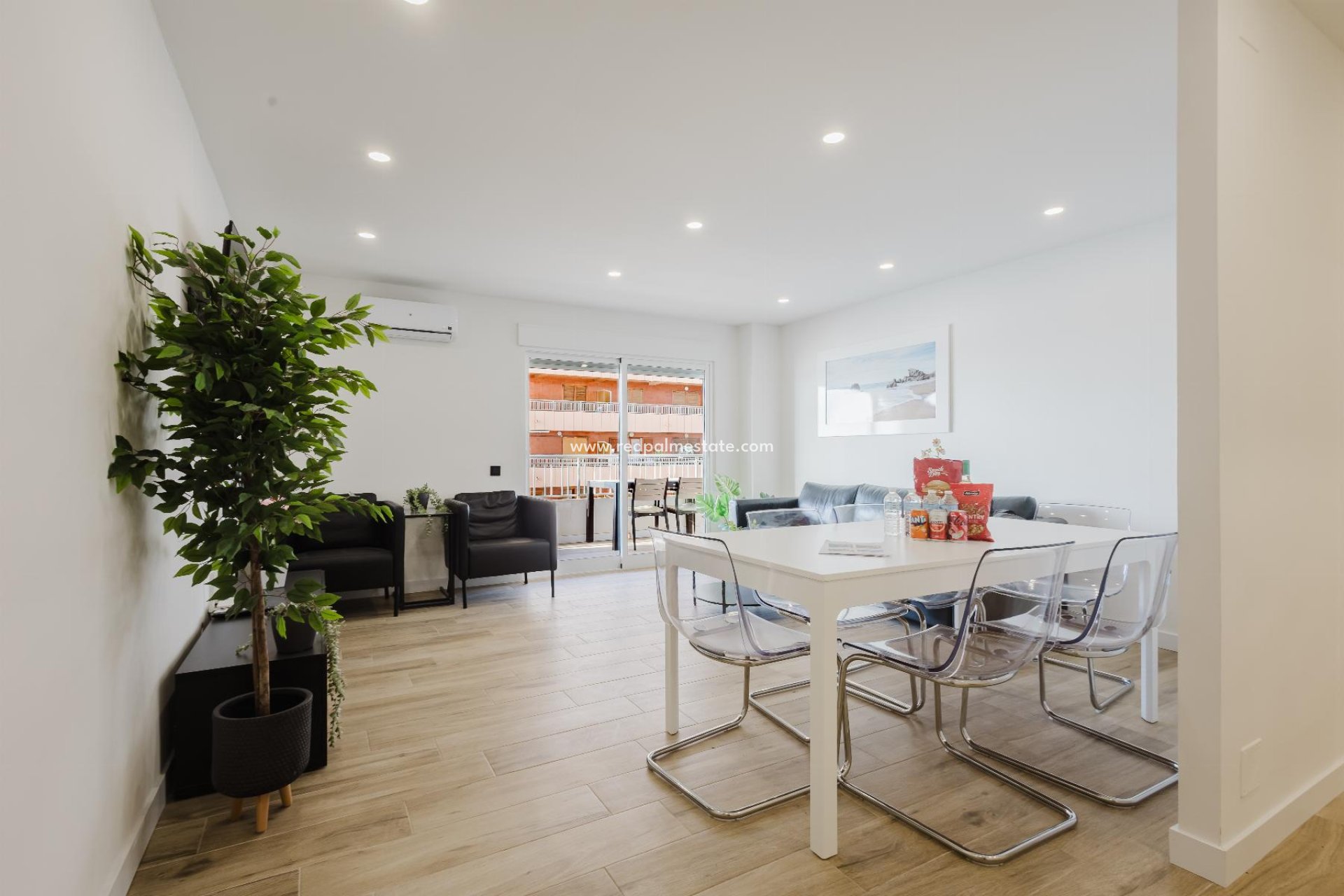 Reventa - Apartmentos -
Torrevieja - El Acequión - Los Náufragos