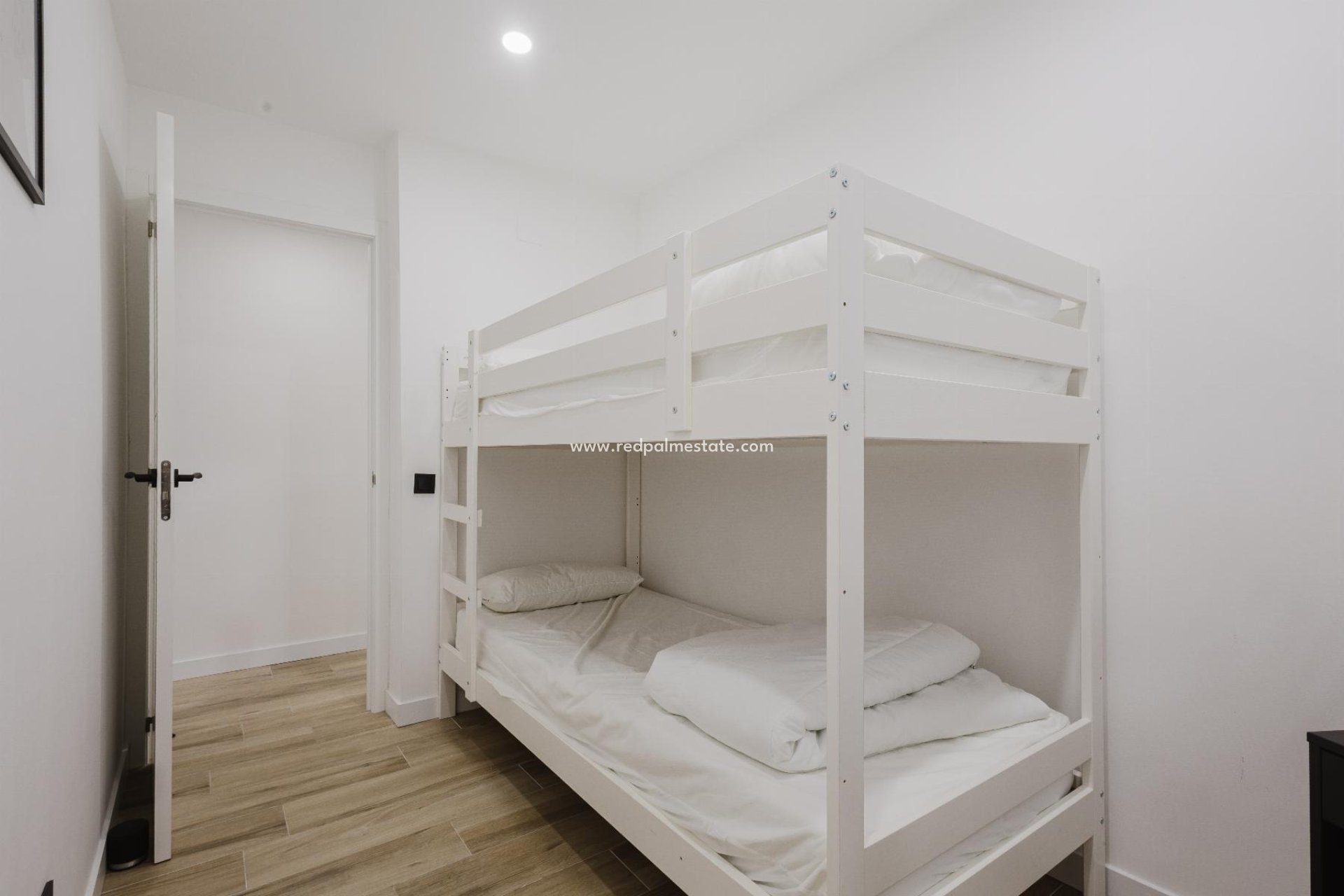 Reventa - Apartmentos -
Torrevieja - El Acequión - Los Náufragos