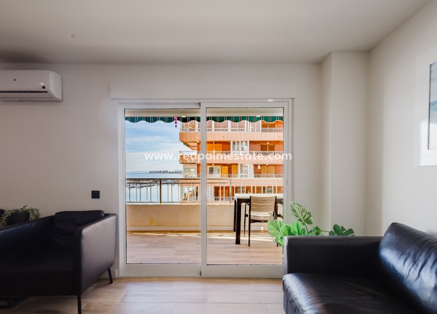 Reventa - Apartmentos -
Torrevieja - El Acequión - Los Náufragos