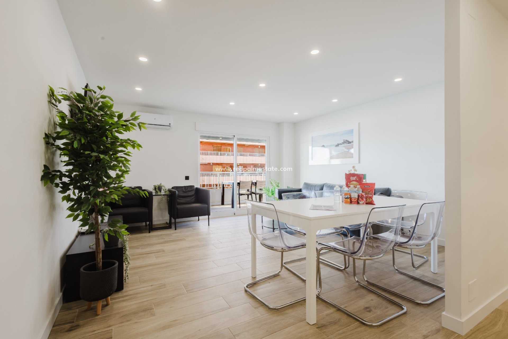 Reventa - Apartmentos -
Torrevieja - El Acequión - Los Náufragos