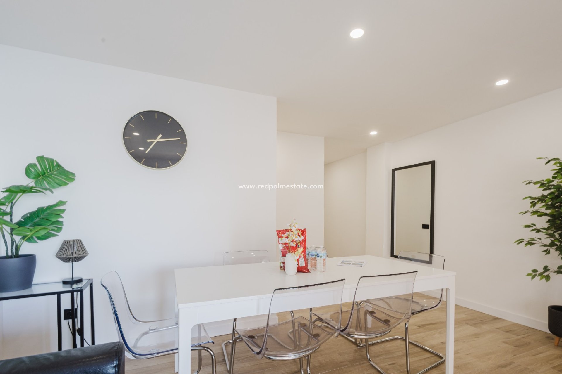 Reventa - Apartmentos -
Torrevieja - El Acequión - Los Náufragos