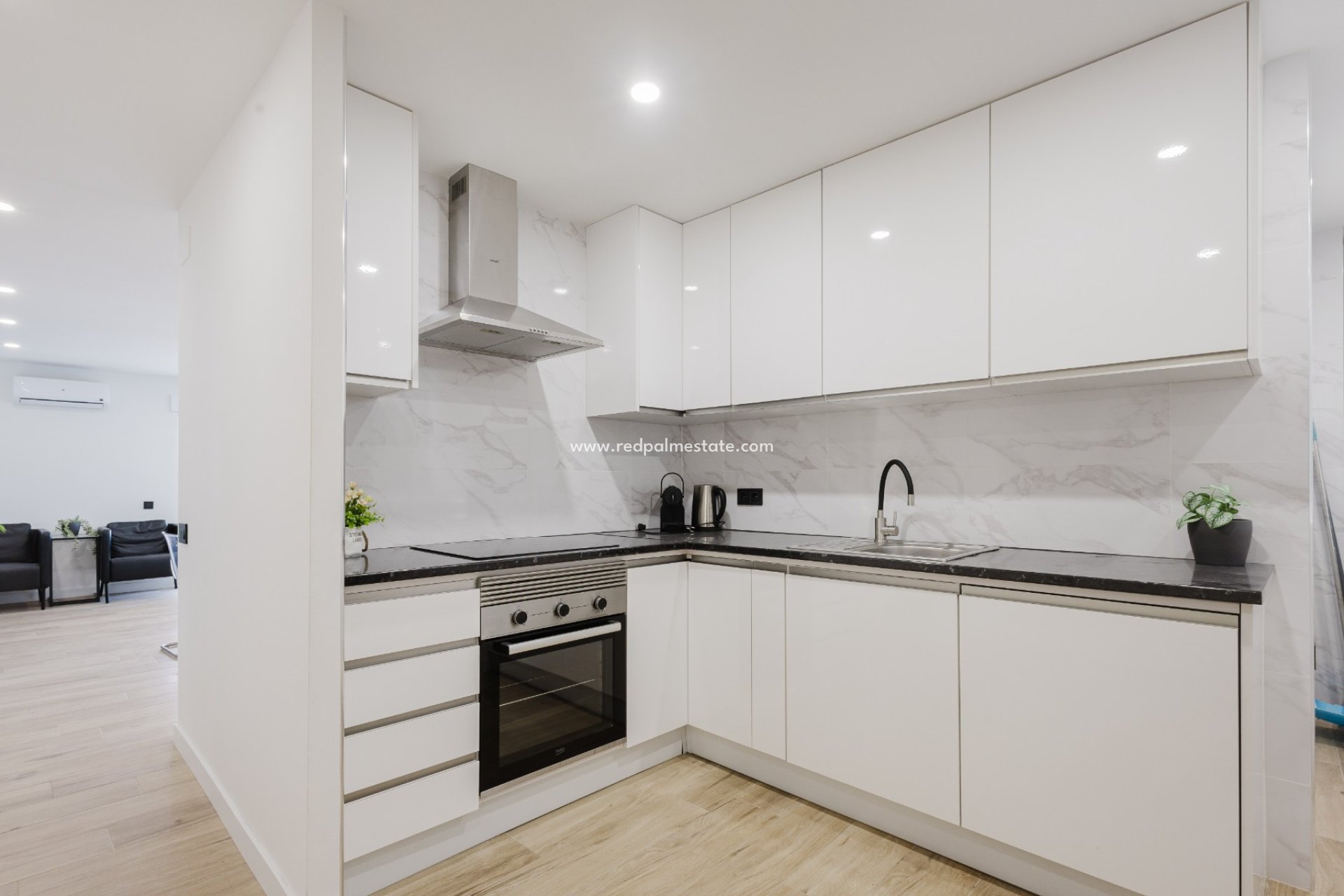 Reventa - Apartmentos -
Torrevieja - El Acequión - Los Náufragos